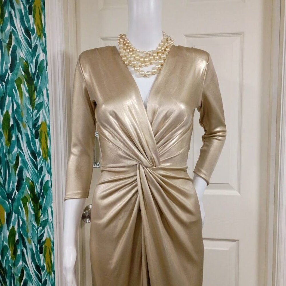 Chiara Boni made in Italy Metallic Gold Gown Size 0 Long Evening Pleated Waist D - Picture 8 of 12